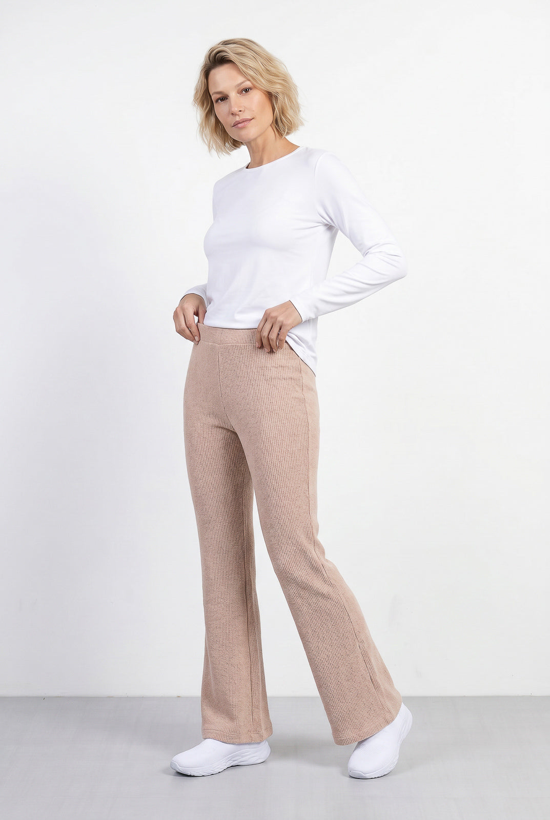 Calça flare feminina de malha 61180