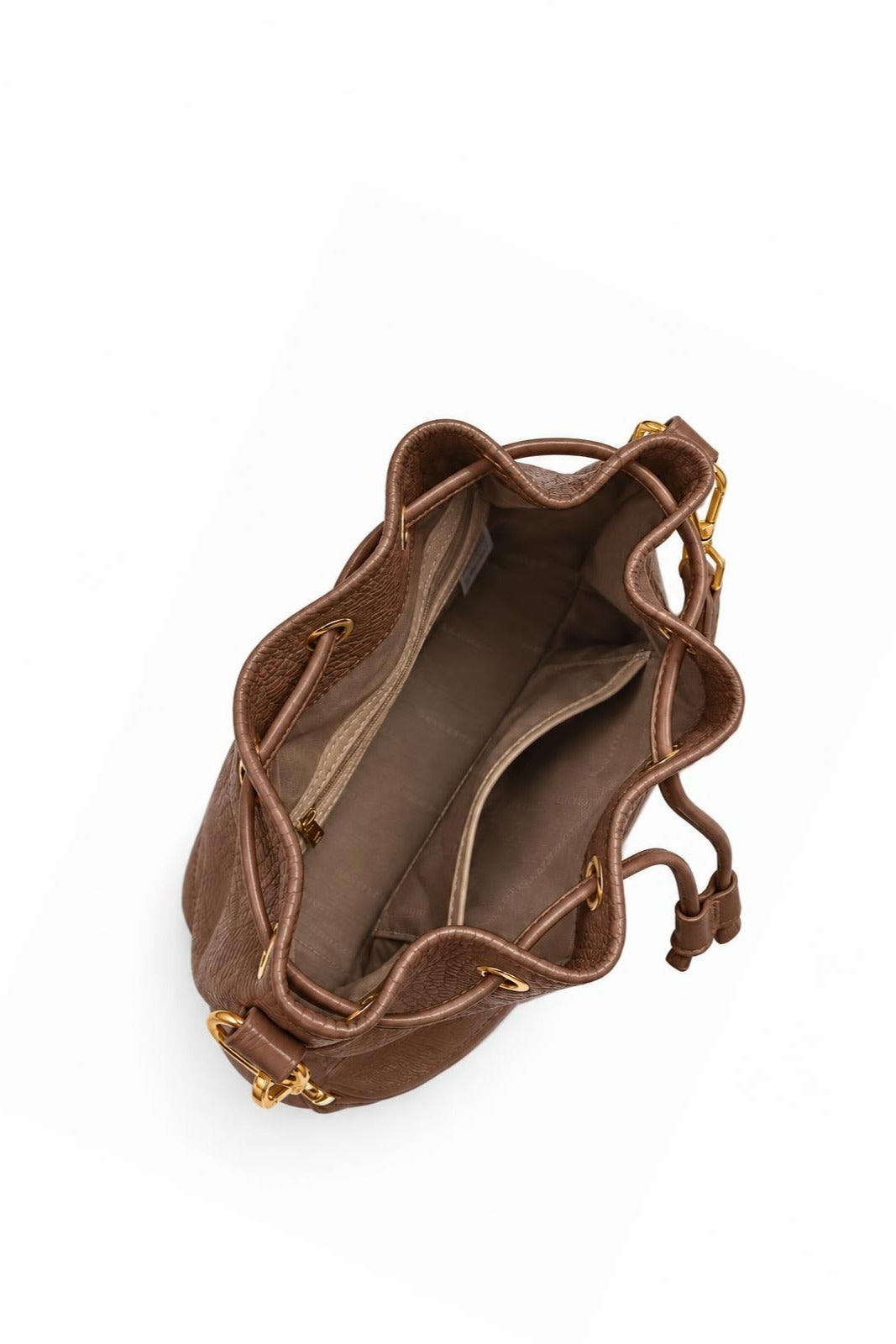 Bolsa saco em couro croco Nadia — Whisky