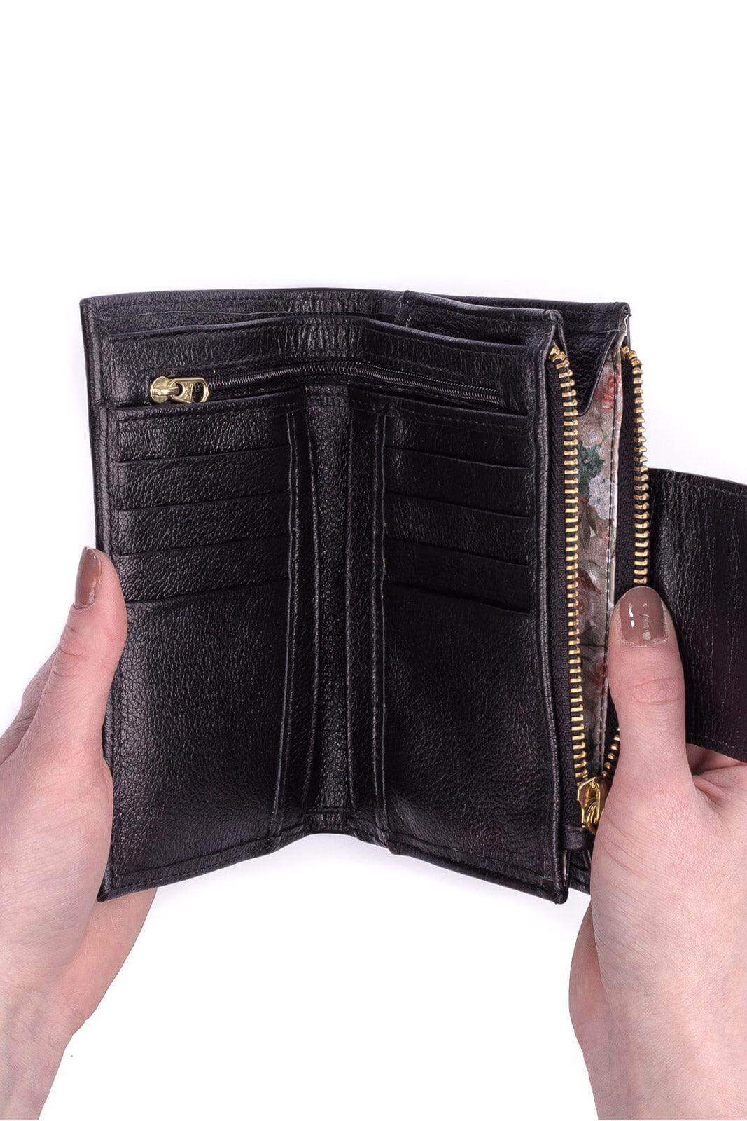 Carteira feminina de couro liso Lanna 10x15,5cm - Enluaze