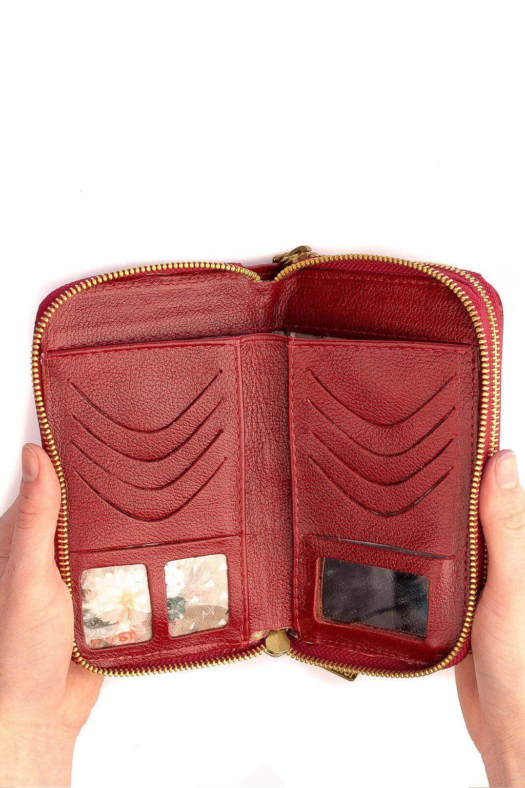 Carteira feminina de couro liso Martina 9,5x15,5cm - Enluaze