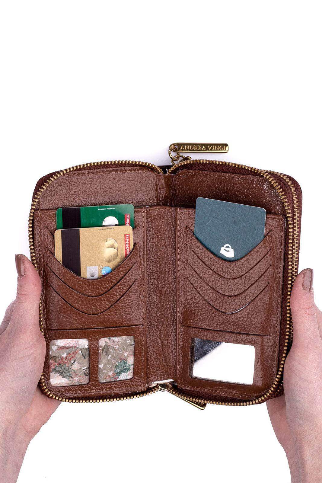 Carteira feminina de couro croco Martina 9,5x15,5cm - Enluaze