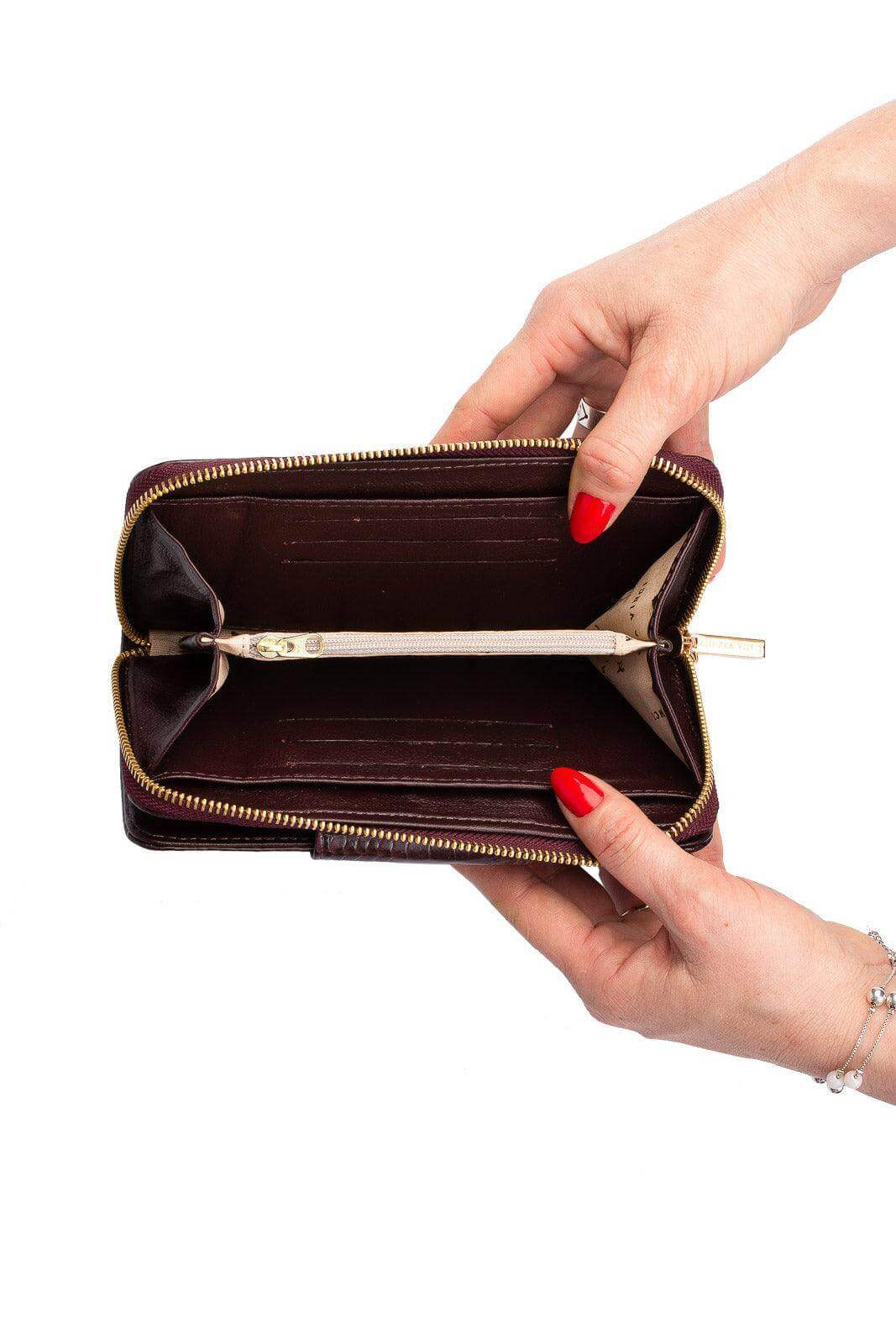 Carteira feminina de couro croco Cindy 9,5x19cm - Enluaze