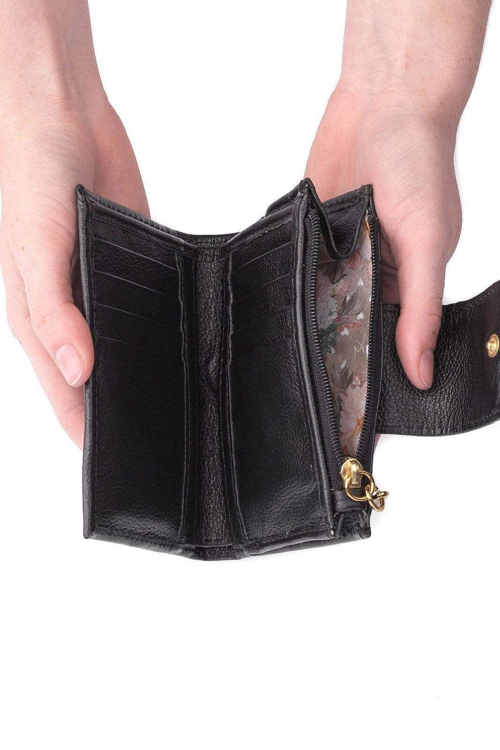 Carteira feminina de couro liso Linna 11x13cm - Enluaze