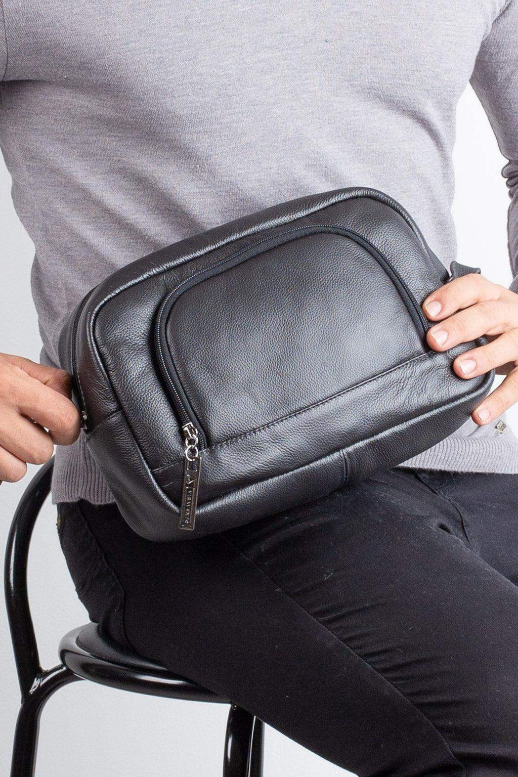 Necessaire grande de couro Manoel 18x28x10cm - Enluaze