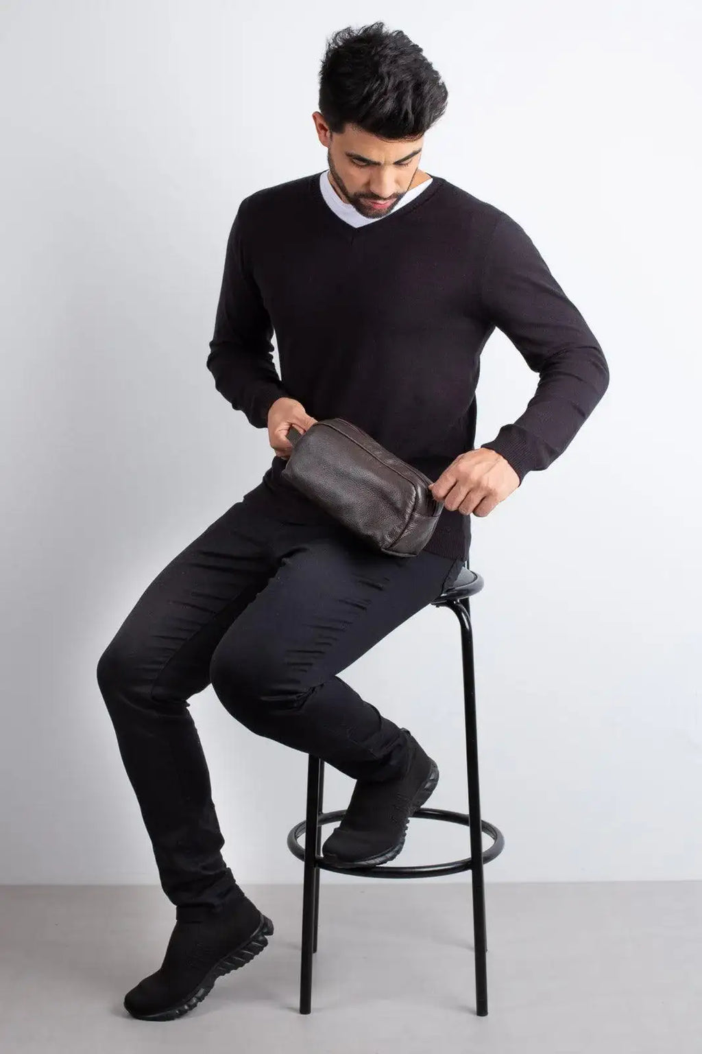 Necessaire de couro Danilo 12x25x11cm - Enluaze