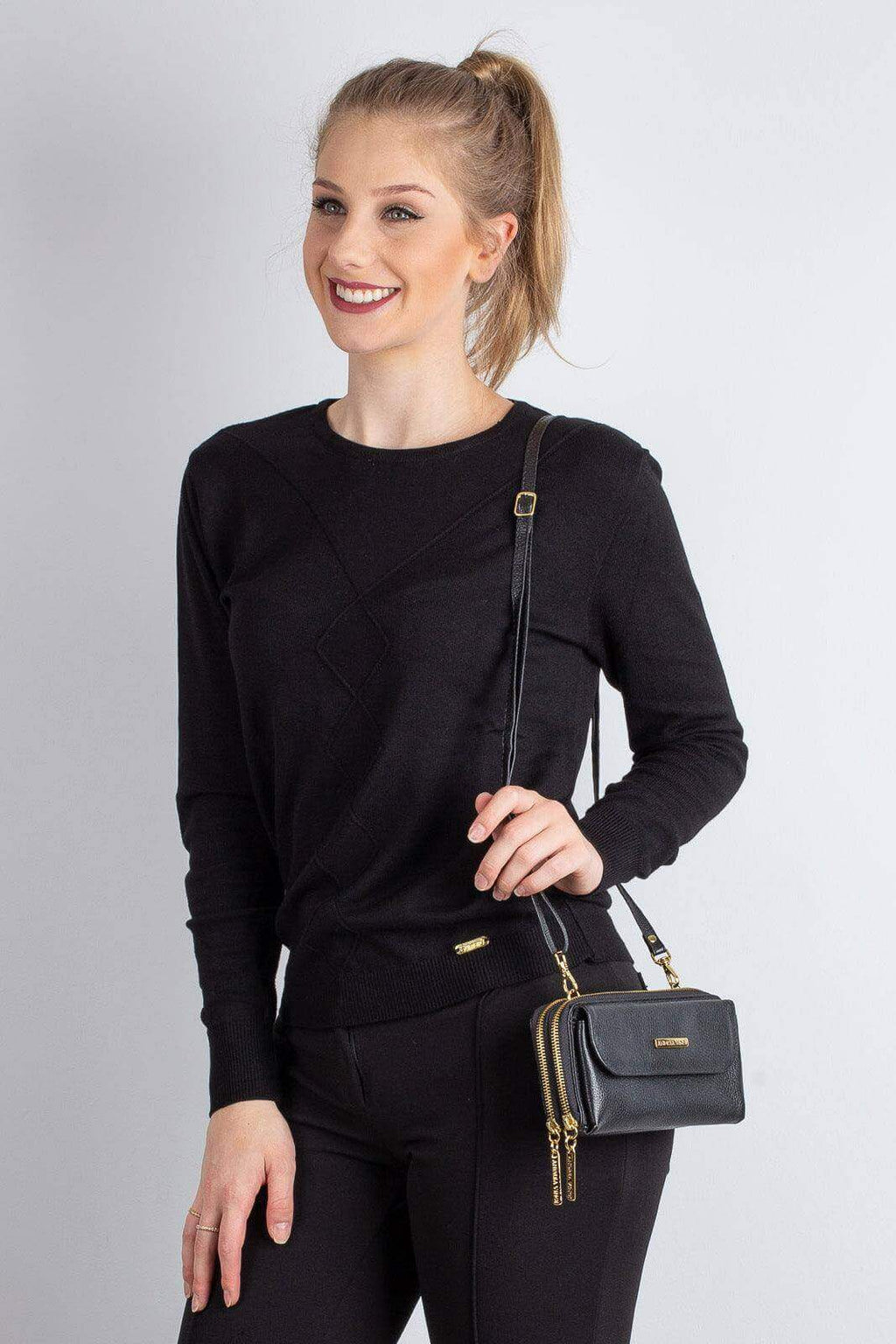 Carteira feminina de couro liso com alça Tania 10,5x19cm - Enluaze