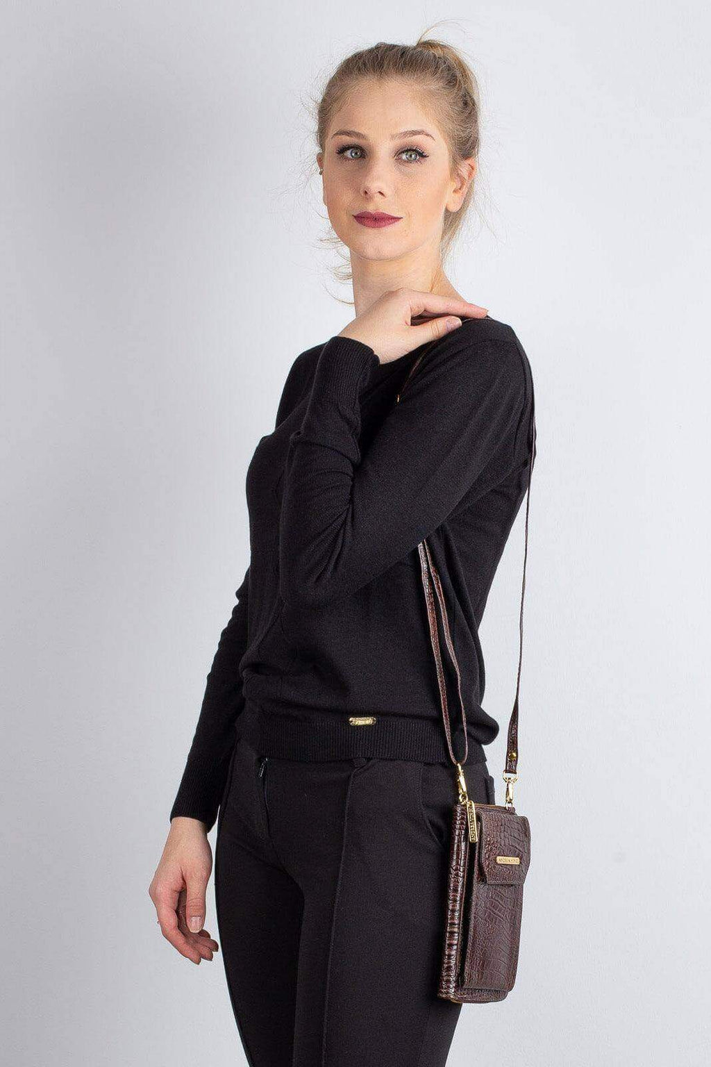 Carteira feminina de couro croco com alça Rafa 19x10,5cm - Enluaze