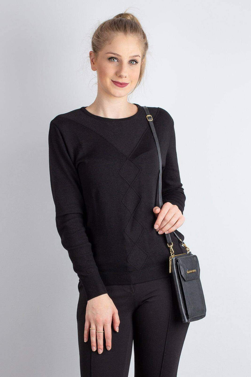 Carteira feminina de couro liso com alça Rafa 19x10,5cm - Enluaze