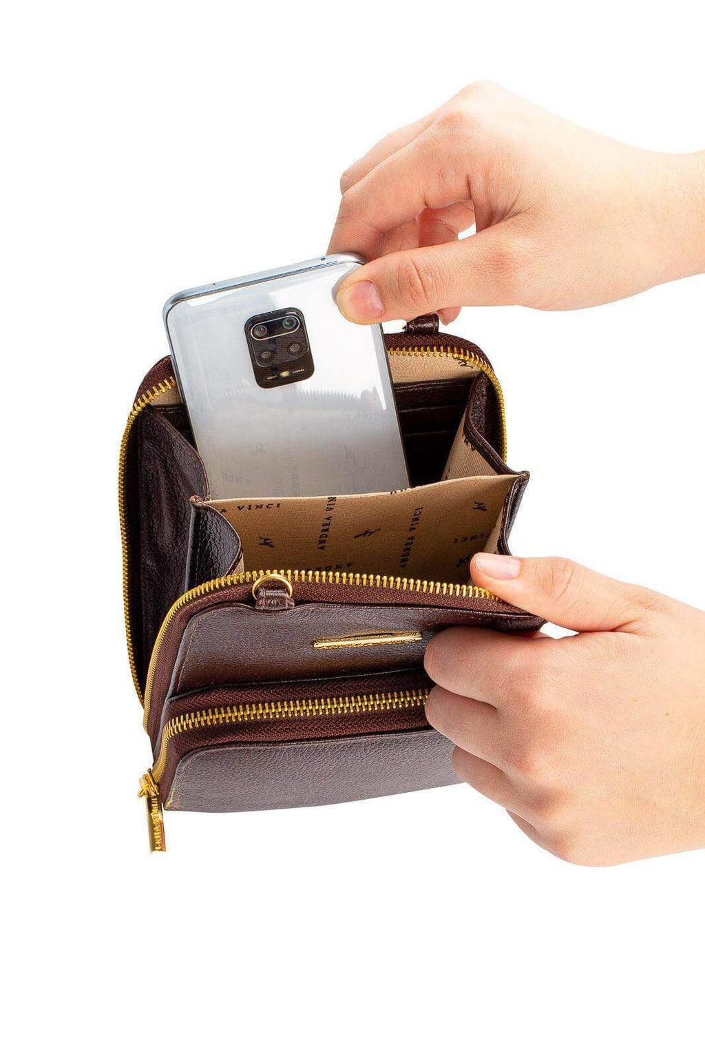 Carteira com alça de couro liso Ingrid 18,5x13,5cm - Enluaze