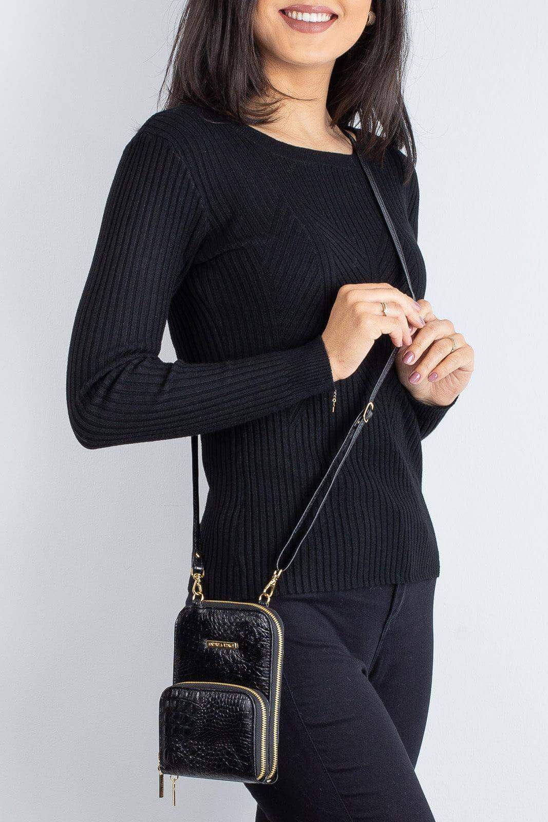 Carteira com alça de couro croco Ingrid 18,5x13,5cm - Enluaze