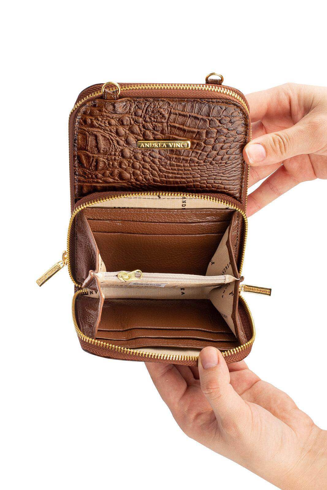 Carteira com alça de couro croco Ingrid 18,5x13,5cm - Enluaze