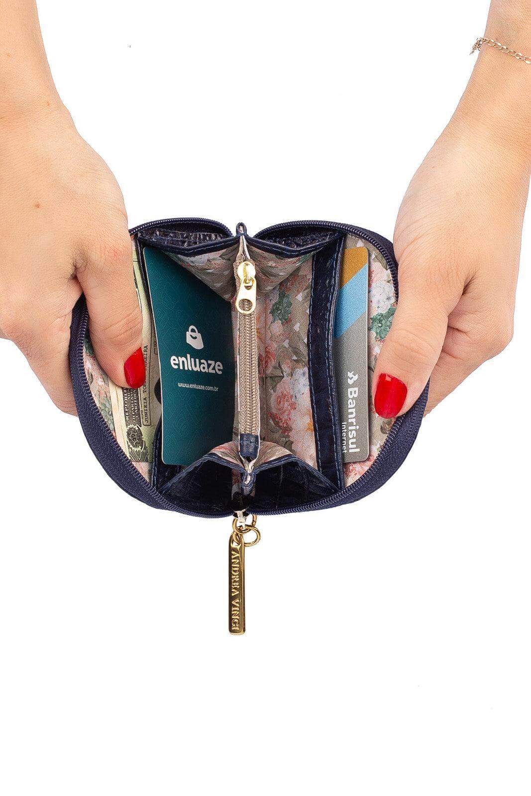 Mini carteira feminina de couro croco Ayla 9x11cm - Enluaze