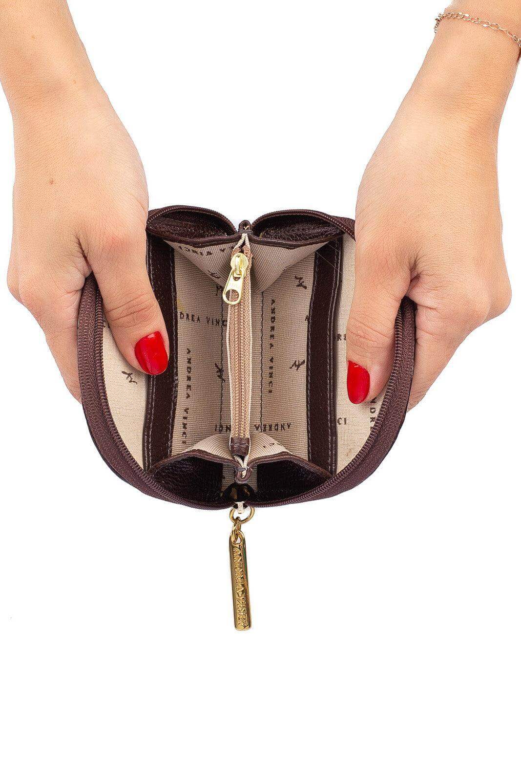 Mini carteira feminina de couro croco Ayla 9x11cm - Enluaze