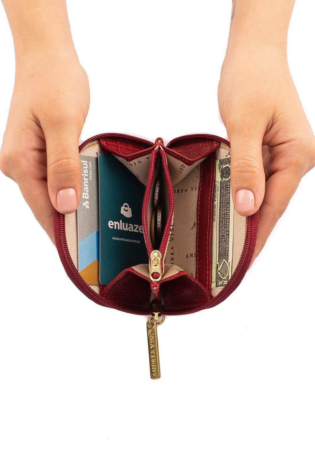 Mini carteira feminina de couro croco Ayla 9x11cm - Enluaze