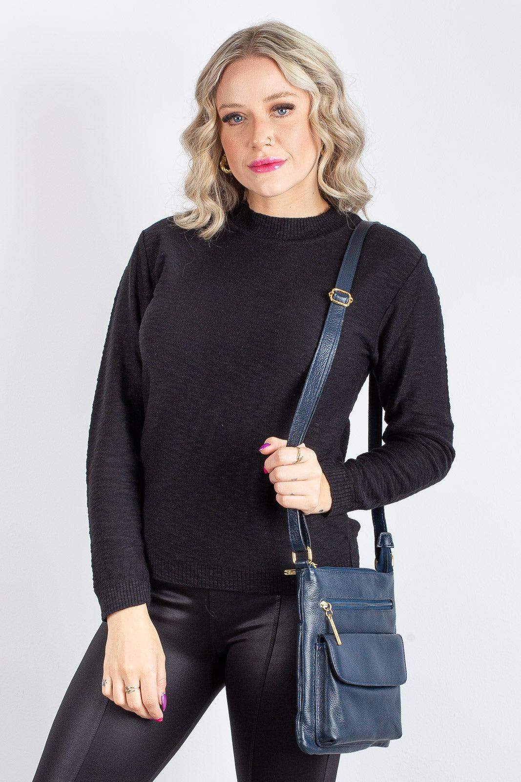 Bolsa pequena transversal de couro liso Alana - Enluaze