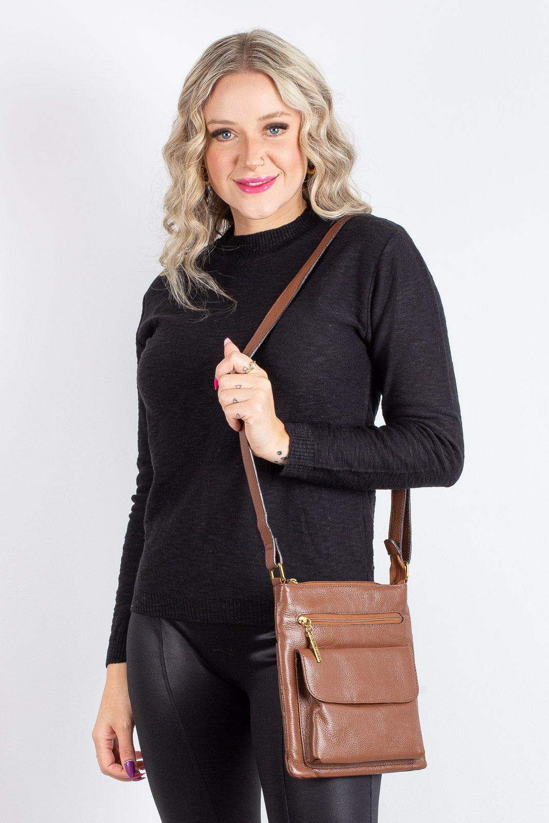 Bolsa pequena transversal de couro liso Alana - Enluaze