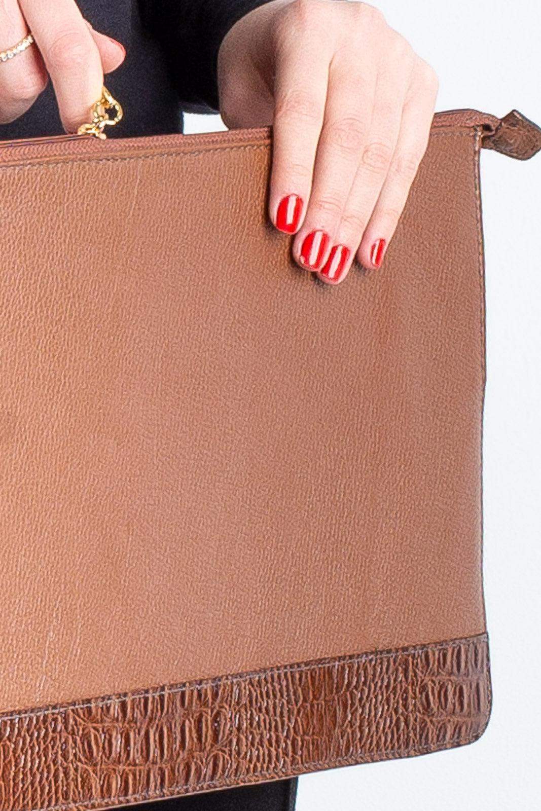 Pasta envelope para notebook couro liso Eduarda - Enluaze