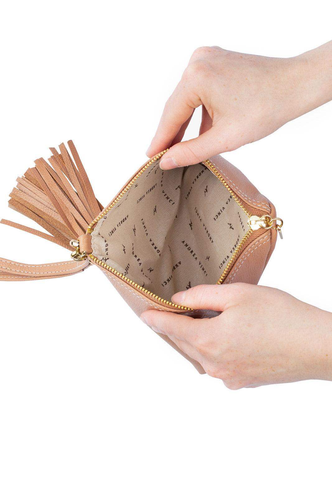Clutch de couro liso Manu - Enluaze