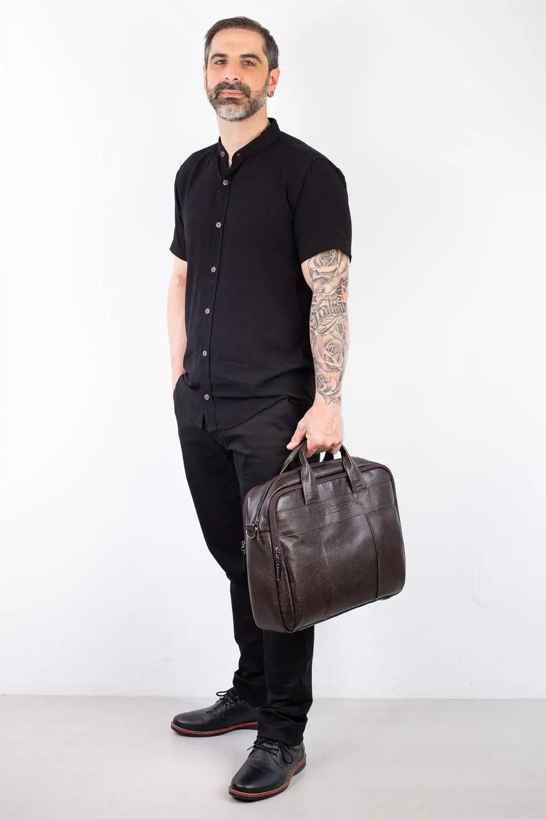 Pasta executiva de couro com divisórias Roger - Enluaze