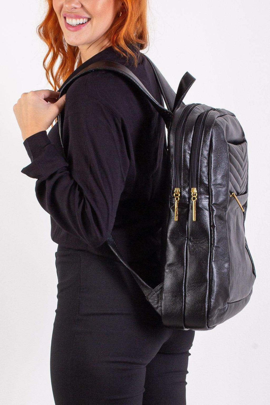 Mochila de couro grande liso slim Patricia - Enluaze