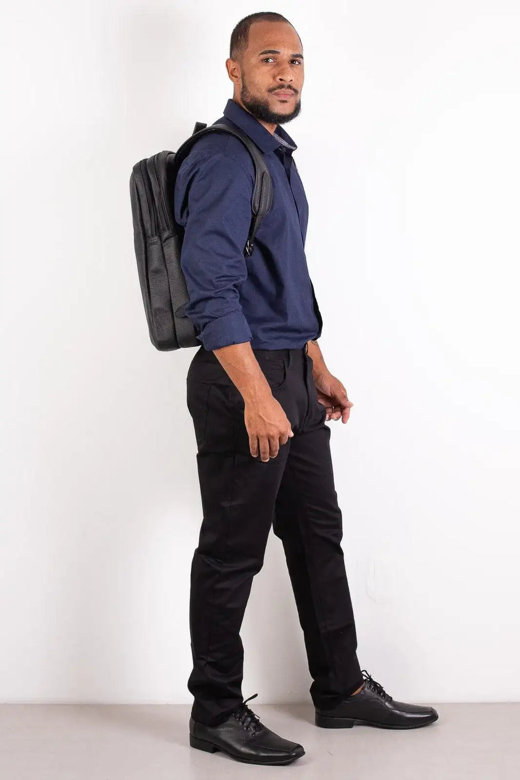 Mochila de couro grande slim Patrick - Enluaze