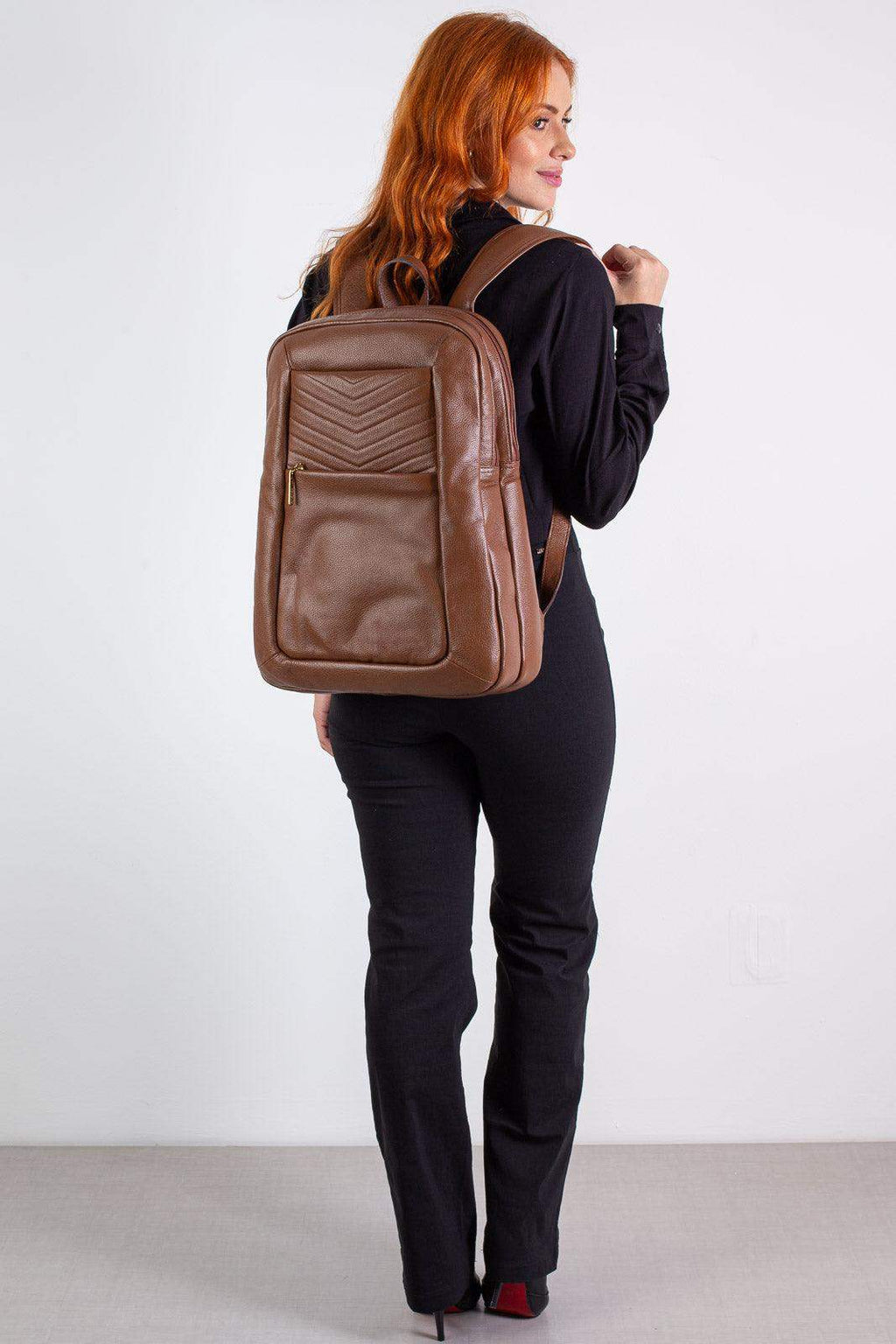 Mochila de couro grande liso slim Patricia - Enluaze