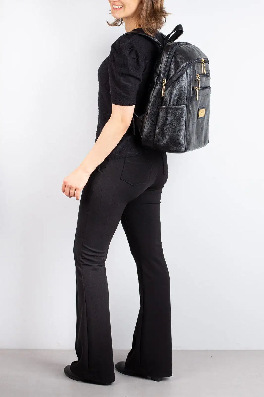 Mochila grande de couro liso Marcela - Enluaze