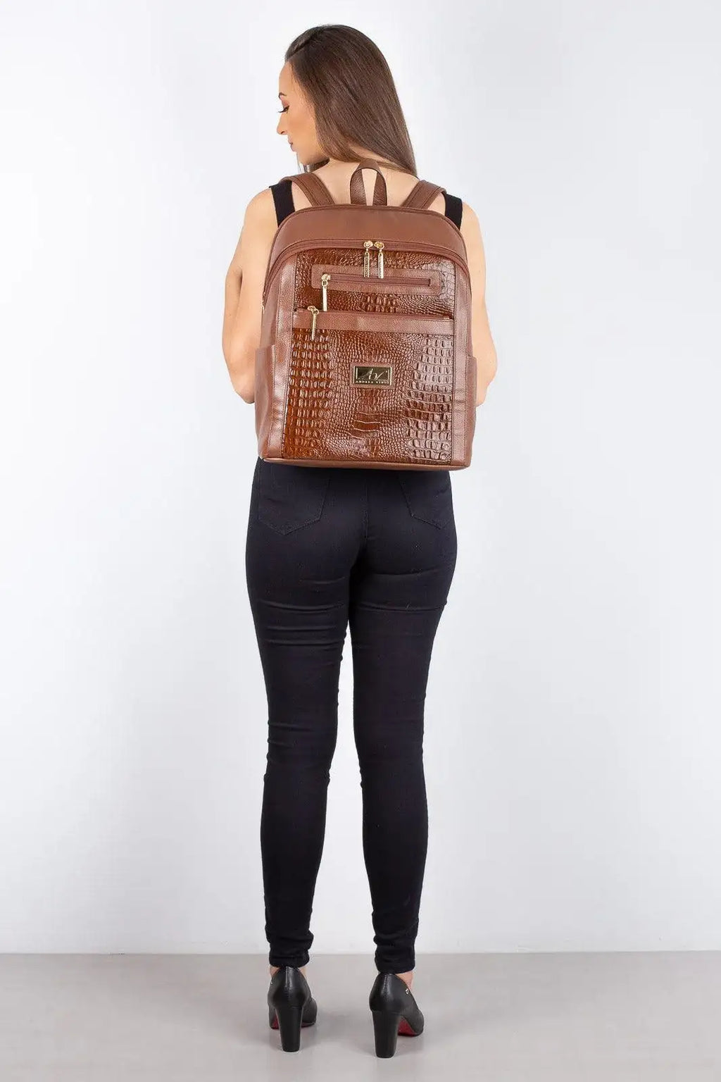 Mochila grande de couro croco Marcela - Enluaze