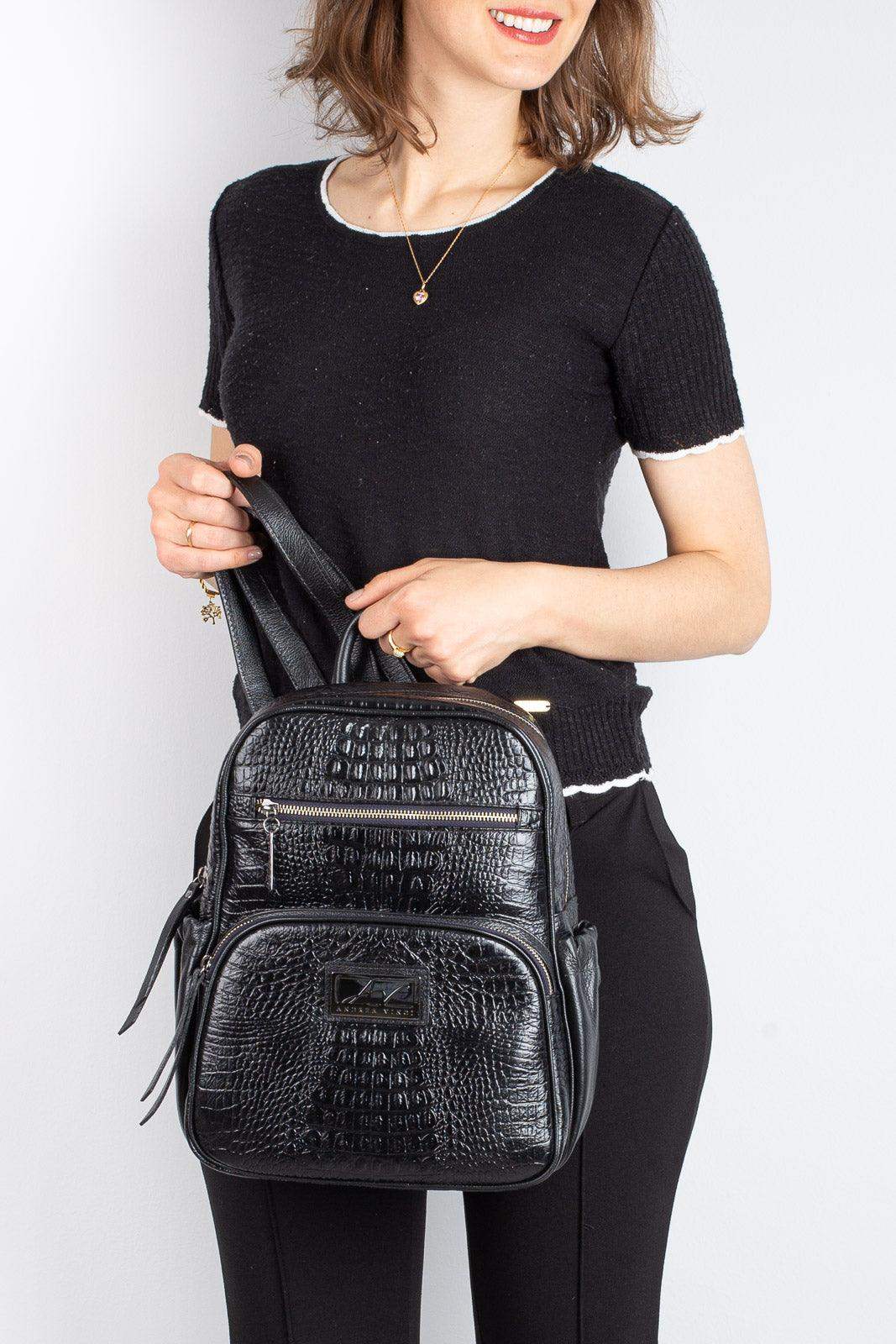 Mochila pequena de couro croco metais grafite Zoey - Enluaze