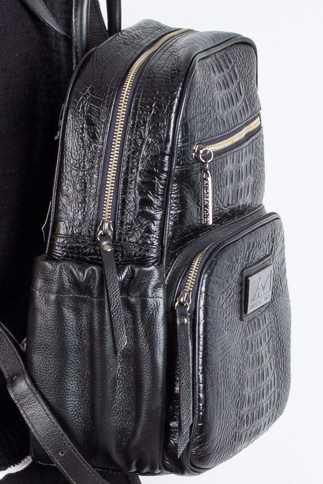 Mochila pequena de couro croco metais grafite Zoey - Enluaze