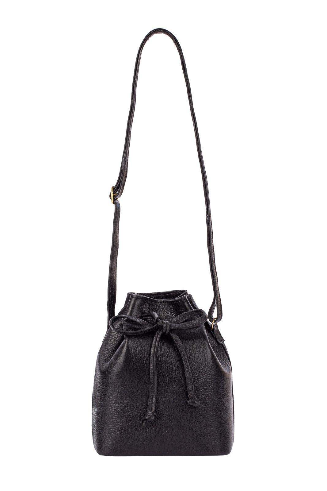 Mini bolsa saco em couro liso Nathy - Enluaze