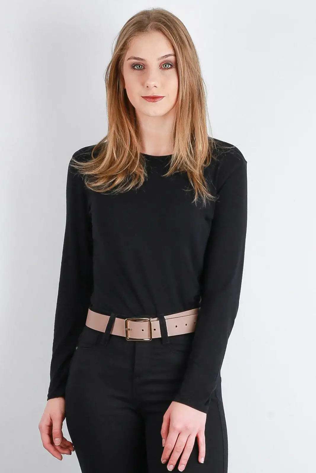 Cinto feminino largo de couro Maya - Enluaze