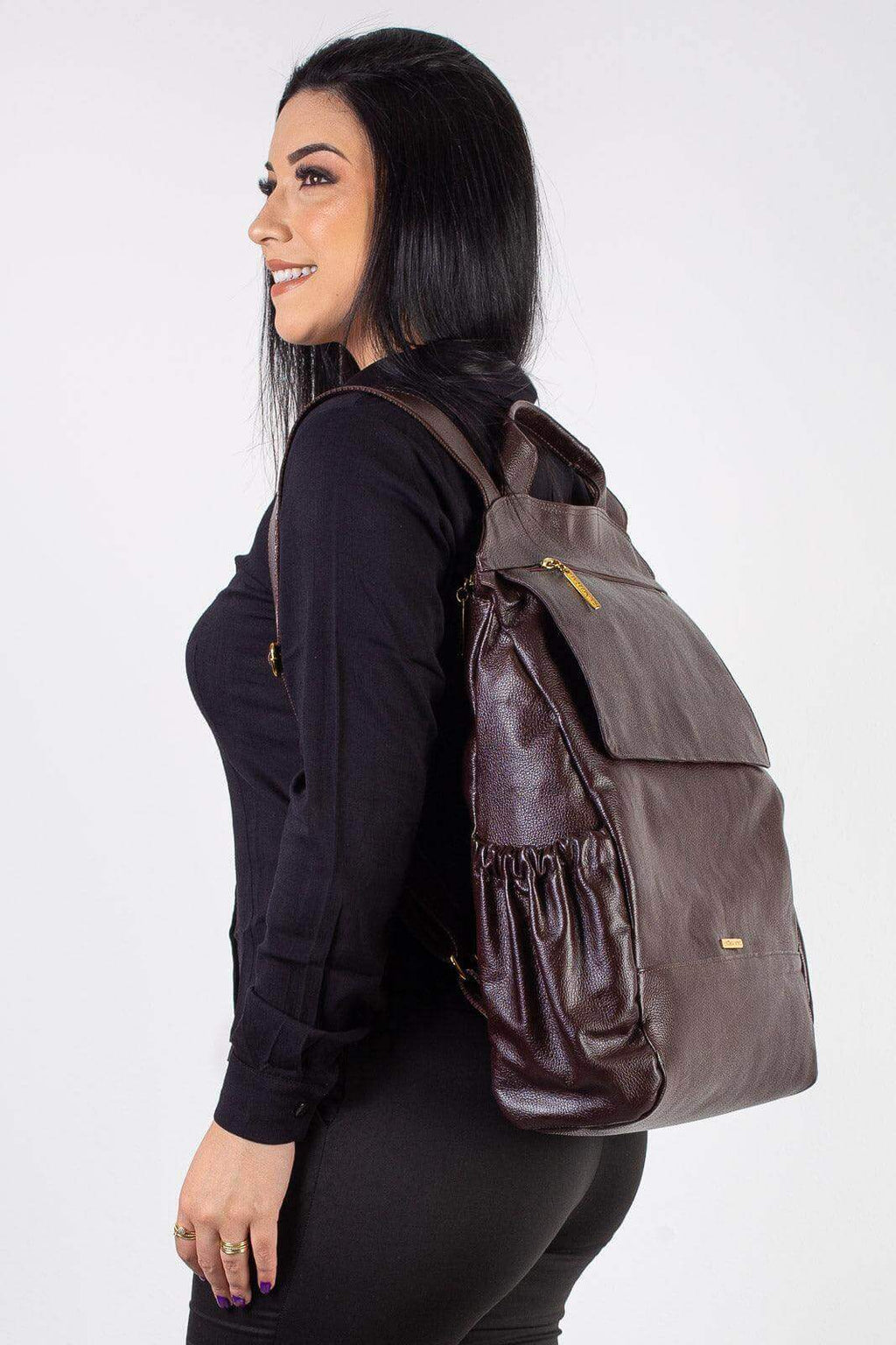 Mochila antifurto grande de couro liso Suzana - Enluaze