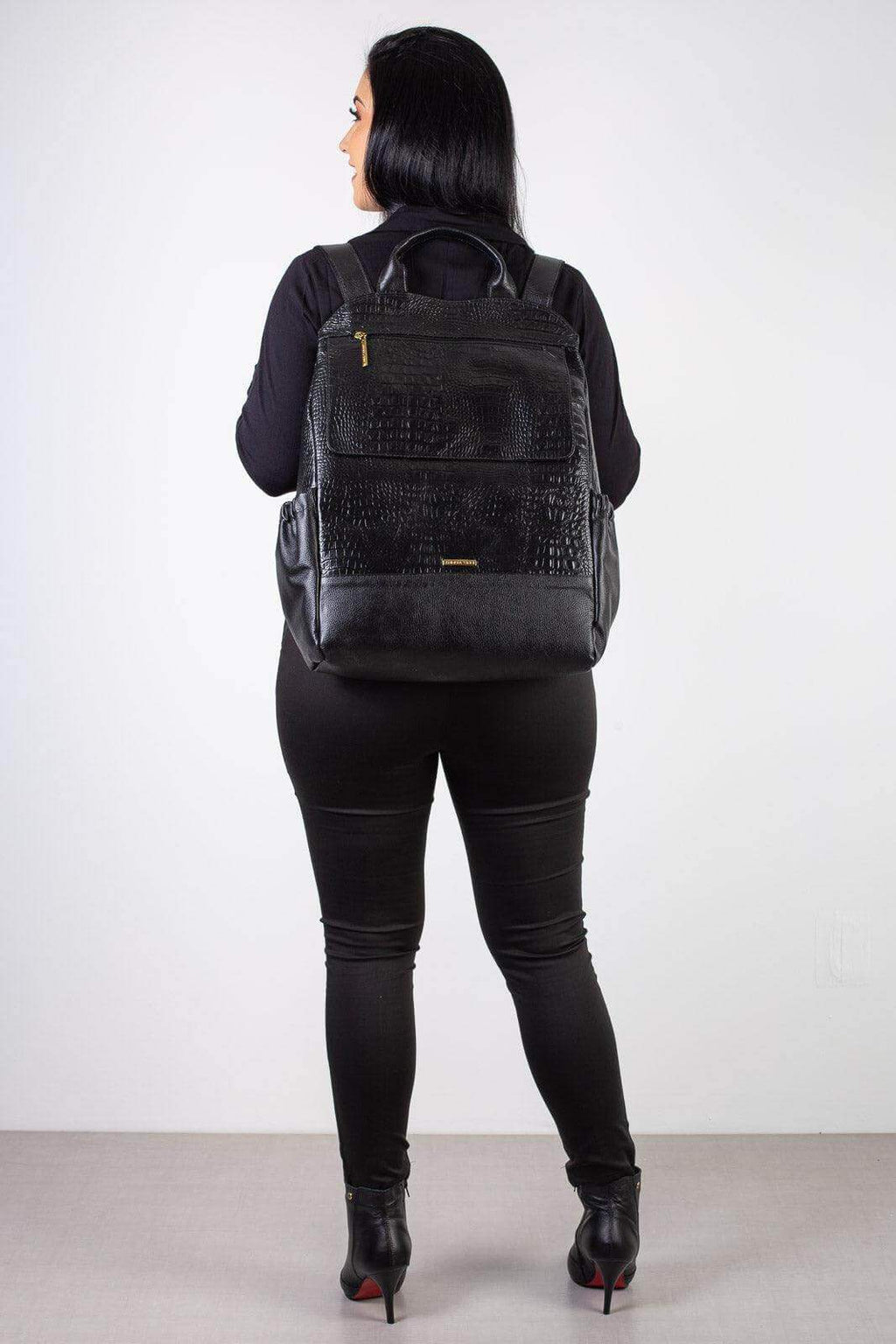 Mochila antifurto grande de couro croco Suzana - Enluaze