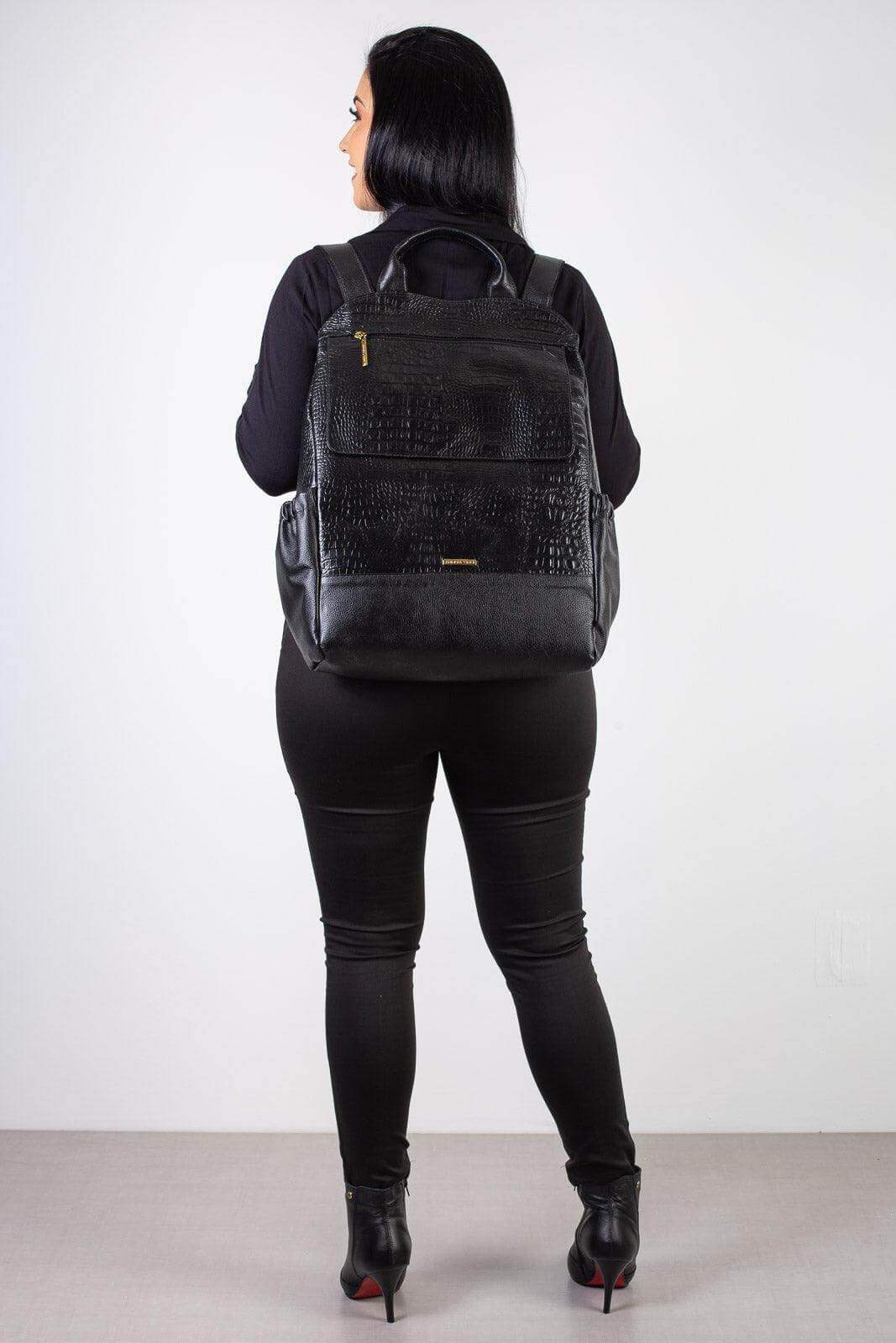 Mochila antifurto grande de couro croco Suzana - Enluaze