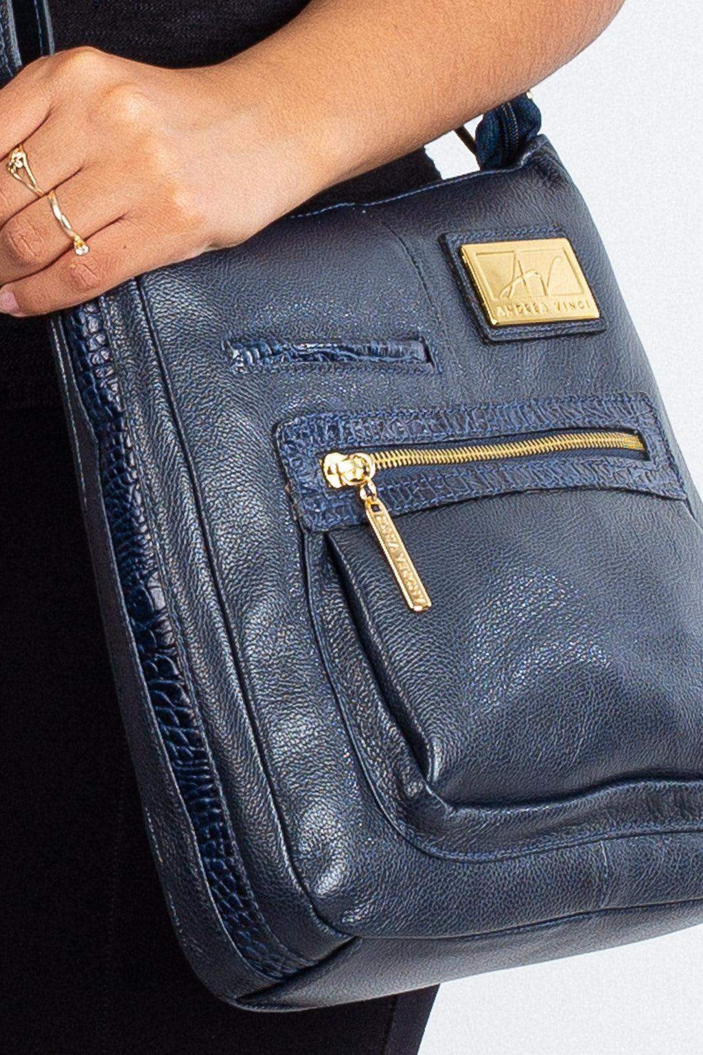 Bolsa tiracolo em couro liso Denise - Enluaze