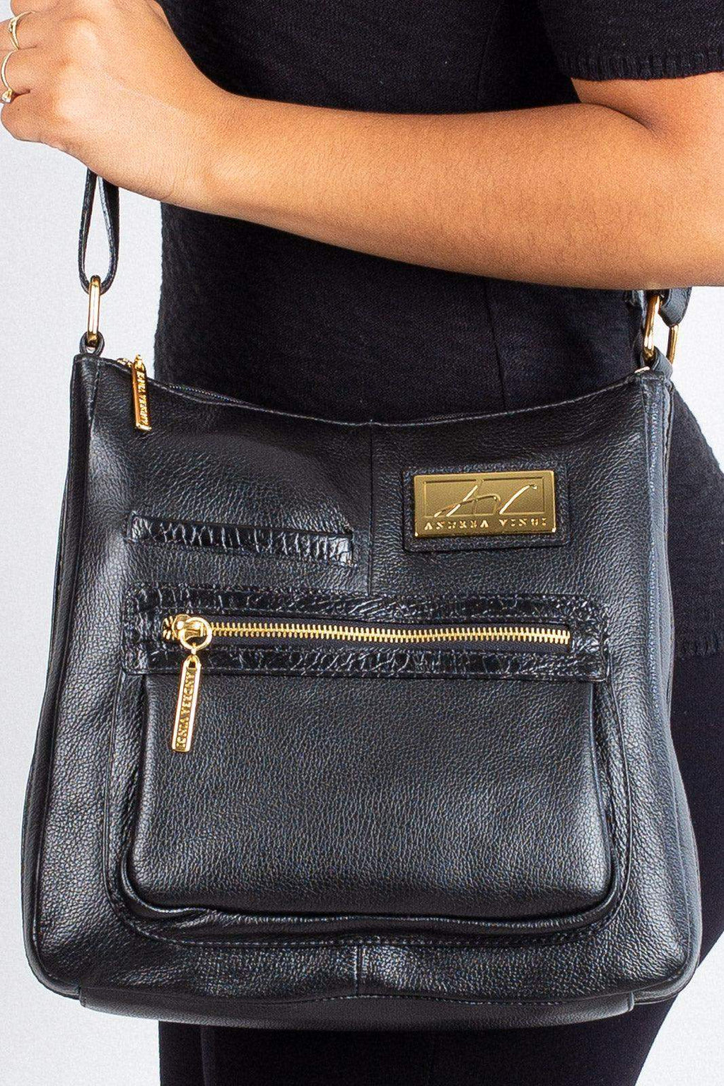 Bolsa tiracolo em couro liso Denise - Enluaze