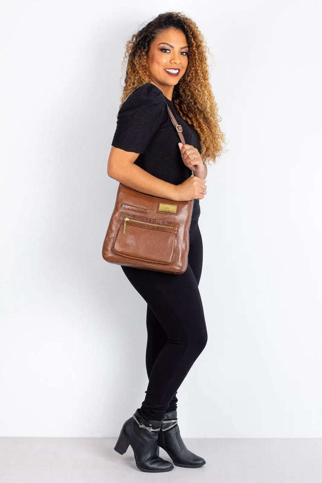 Bolsa tiracolo em couro liso Denise - Enluaze