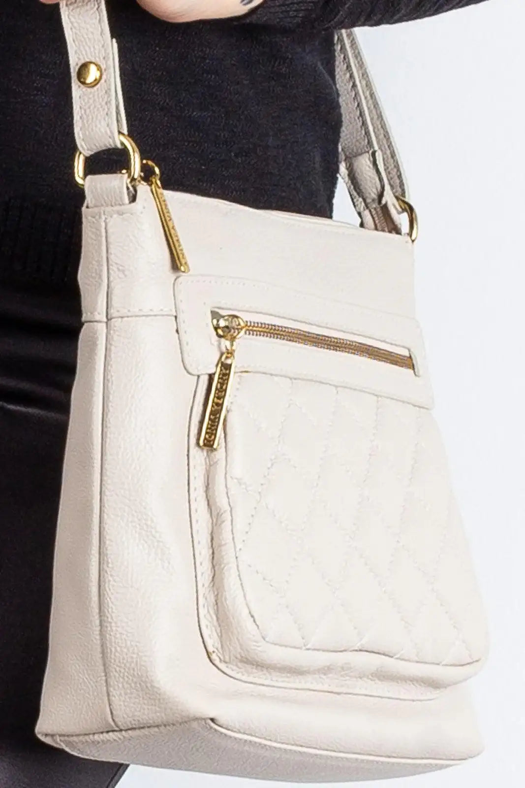 Bolsa transversal matelassê de couro liso Bia - Enluaze