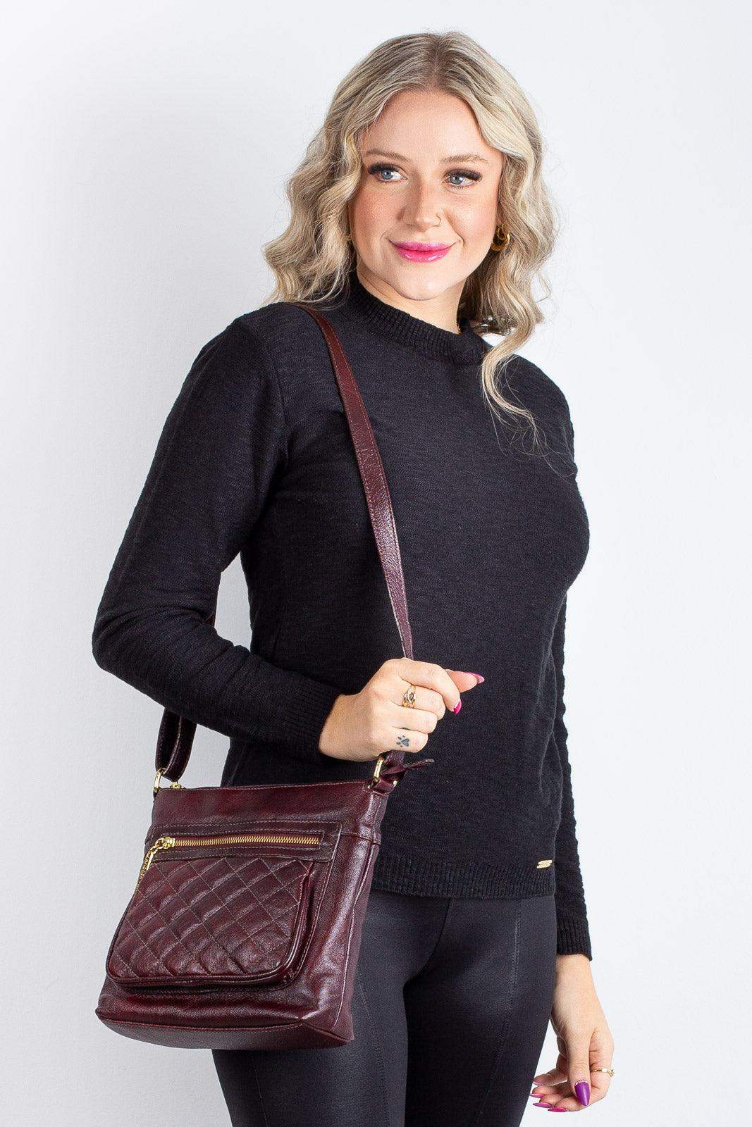 Bolsa transversal matelassê de couro liso Bia - Enluaze