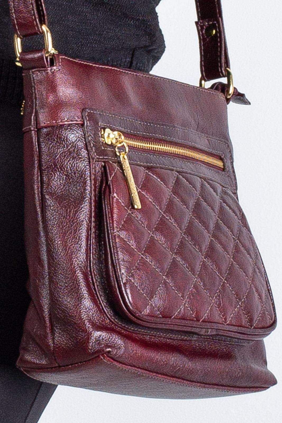 Bolsa transversal matelassê de couro liso Bia - Enluaze