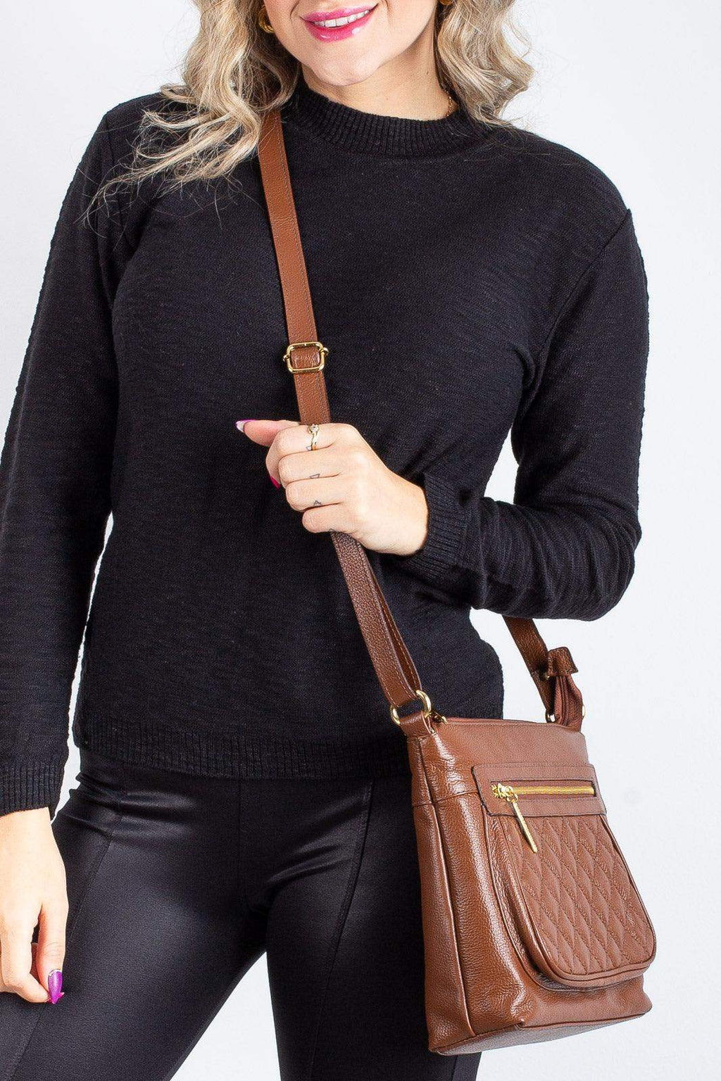 Bolsa transversal matelassê de couro liso Bia - Enluaze