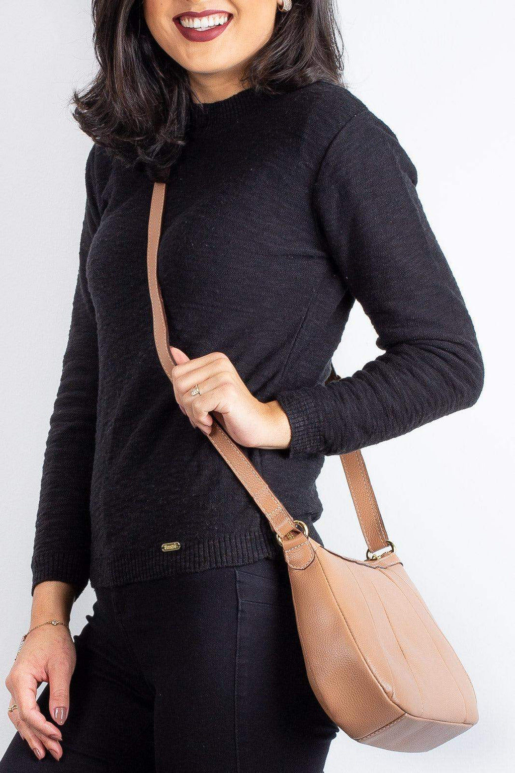 Bolsa transversal em couro liso Greice - Enluaze