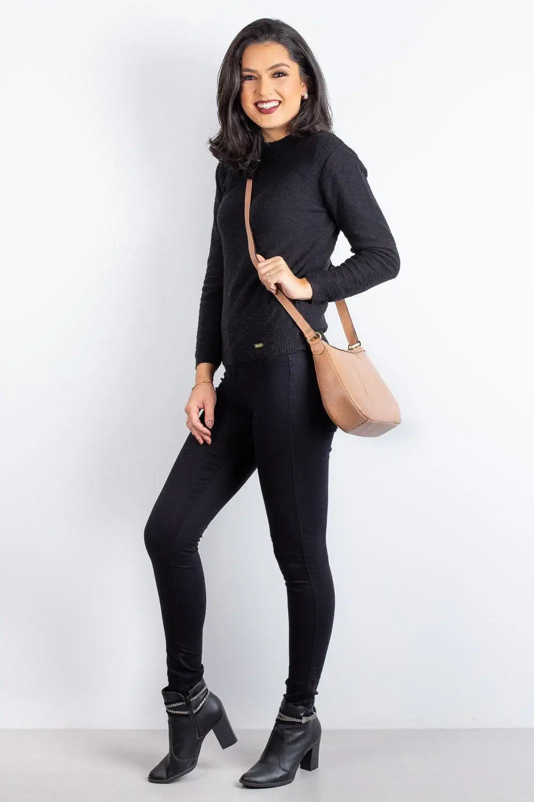 Bolsa transversal em couro liso Greice - Enluaze