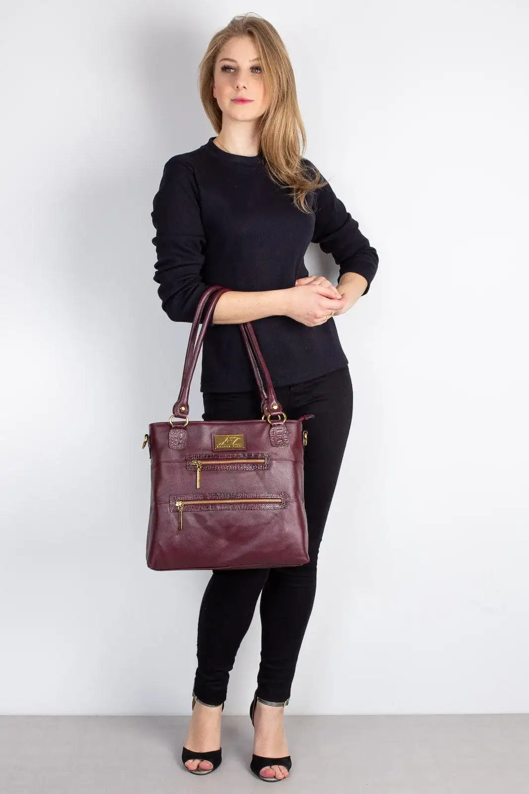 Bolsa de ombro em couro liso Alícia - Enluaze