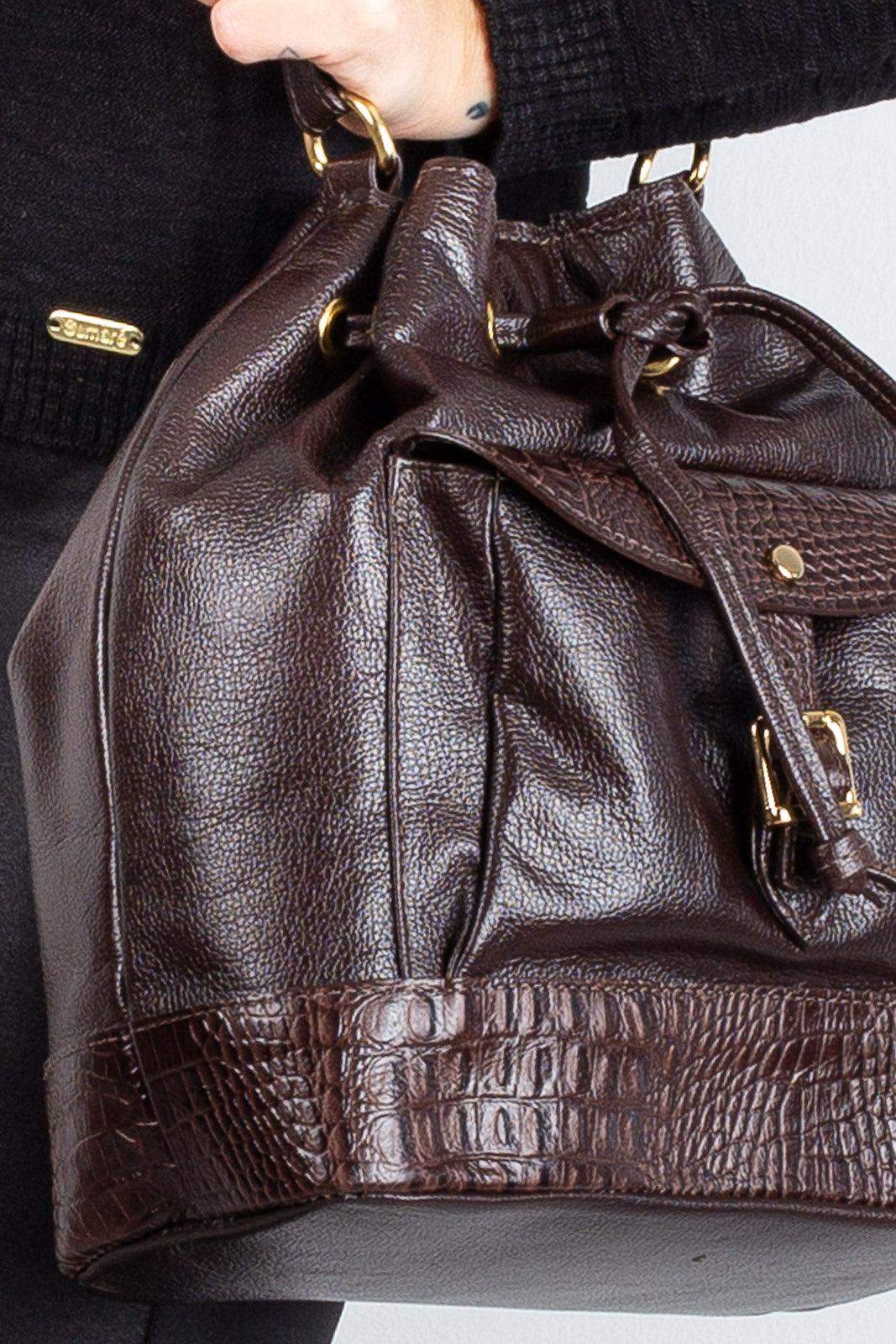 Bolsa saco em couro liso Natasha - Enluaze