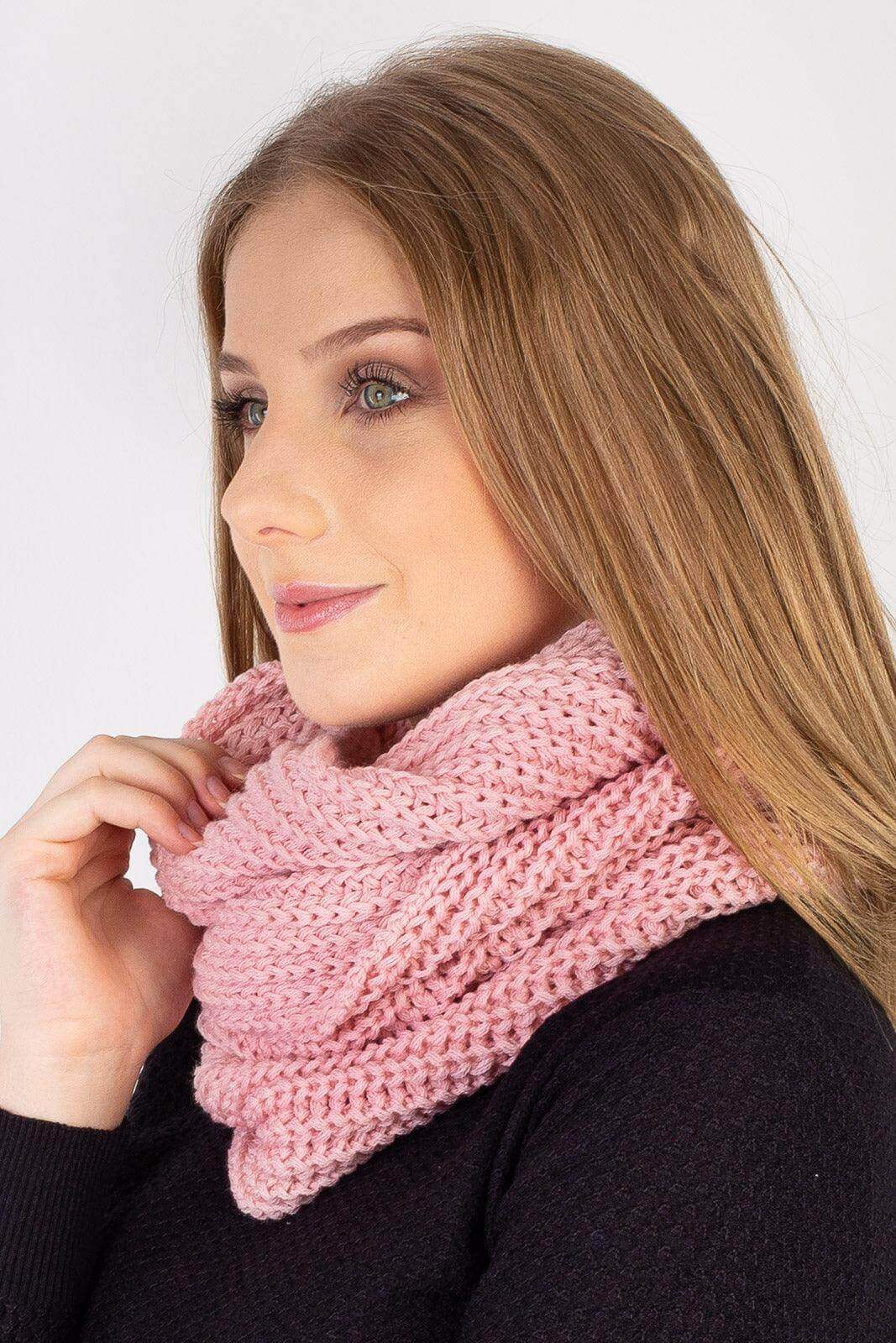 Gola cachecol fechado infinito feminino de tricô 60017 - Enluaze