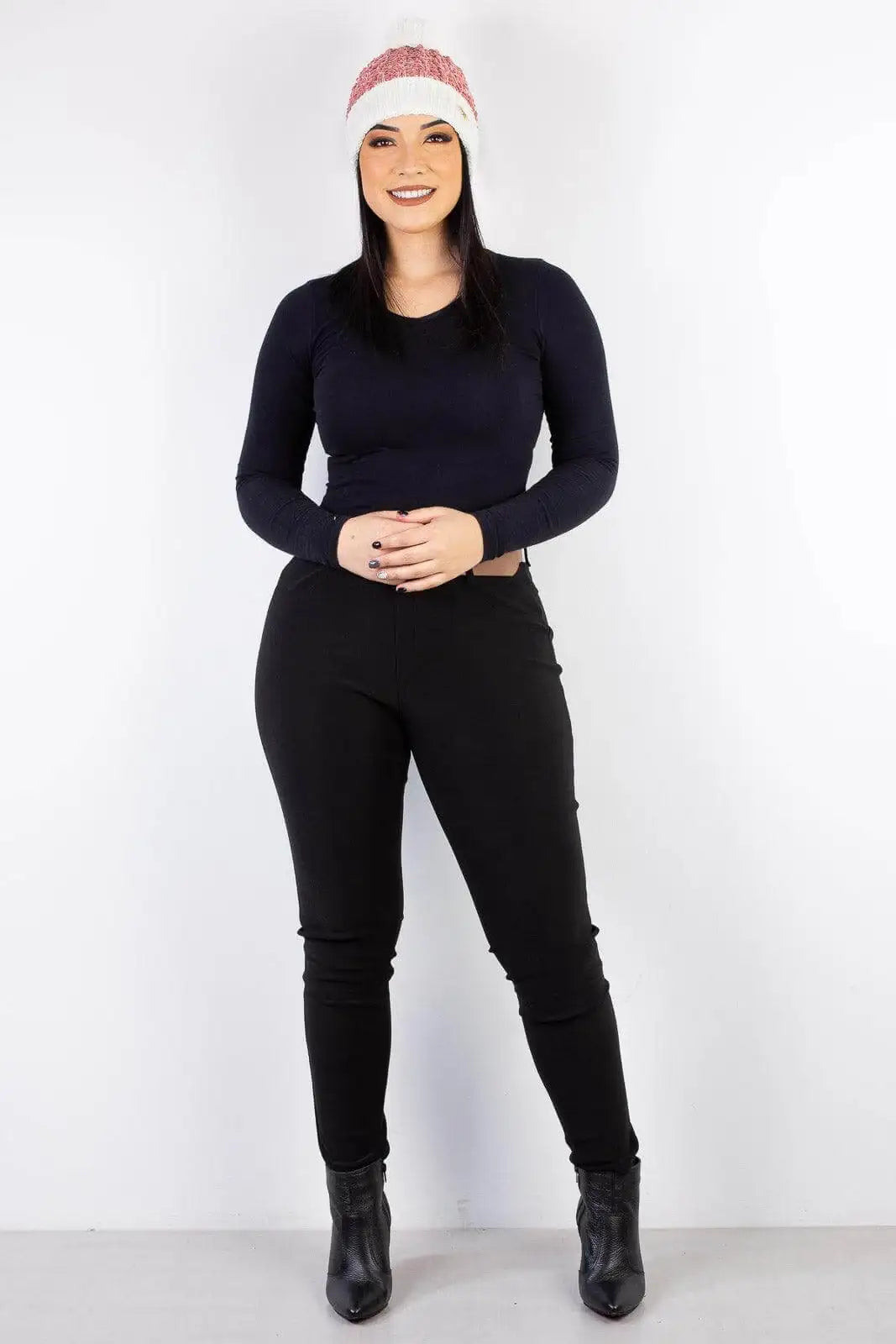 Gorro feminino de tricô inverno com pompom 60020 - Enluaze