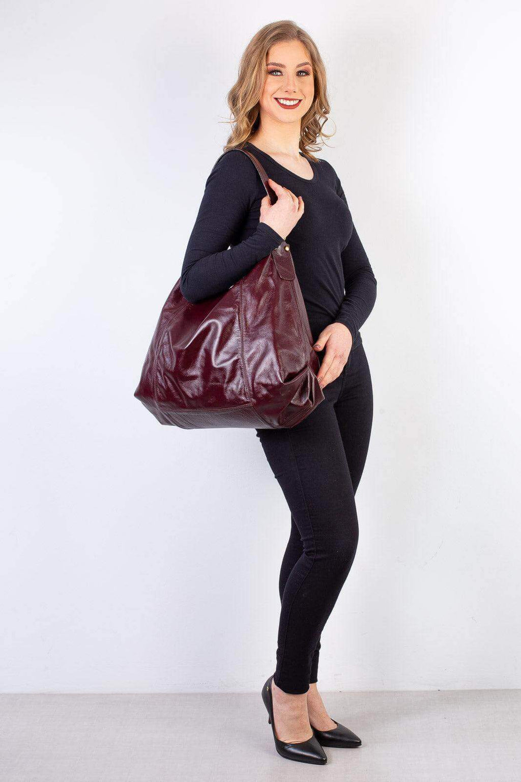 Bolsa saco grande de couro liso Cris - Enluaze