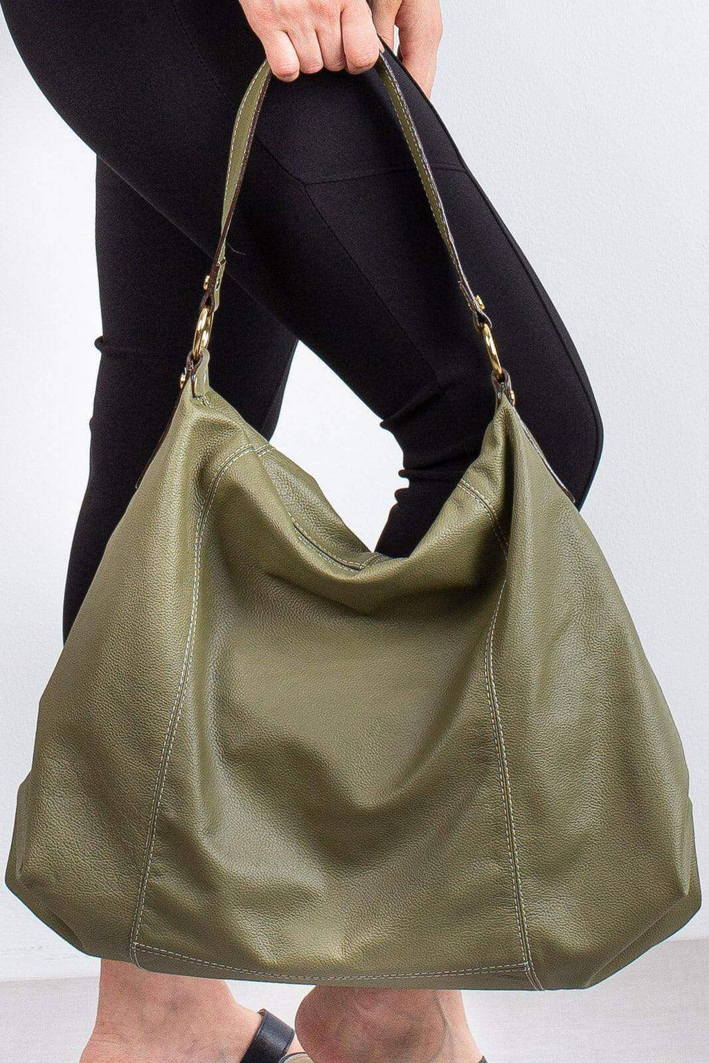 Bolsa saco grande de couro liso Cris - Enluaze